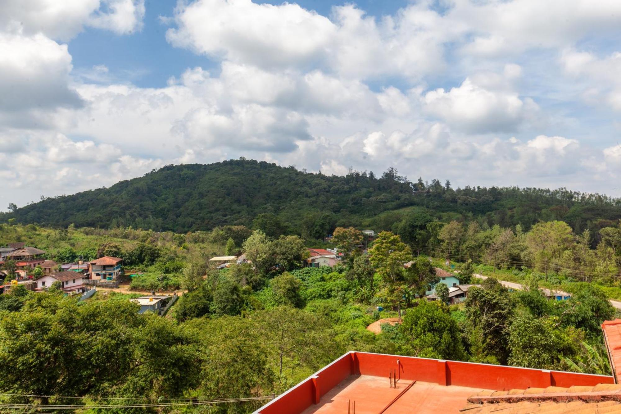 Treebo Vrindavan, 3 Km From Madikeri Fort Luaran gambar